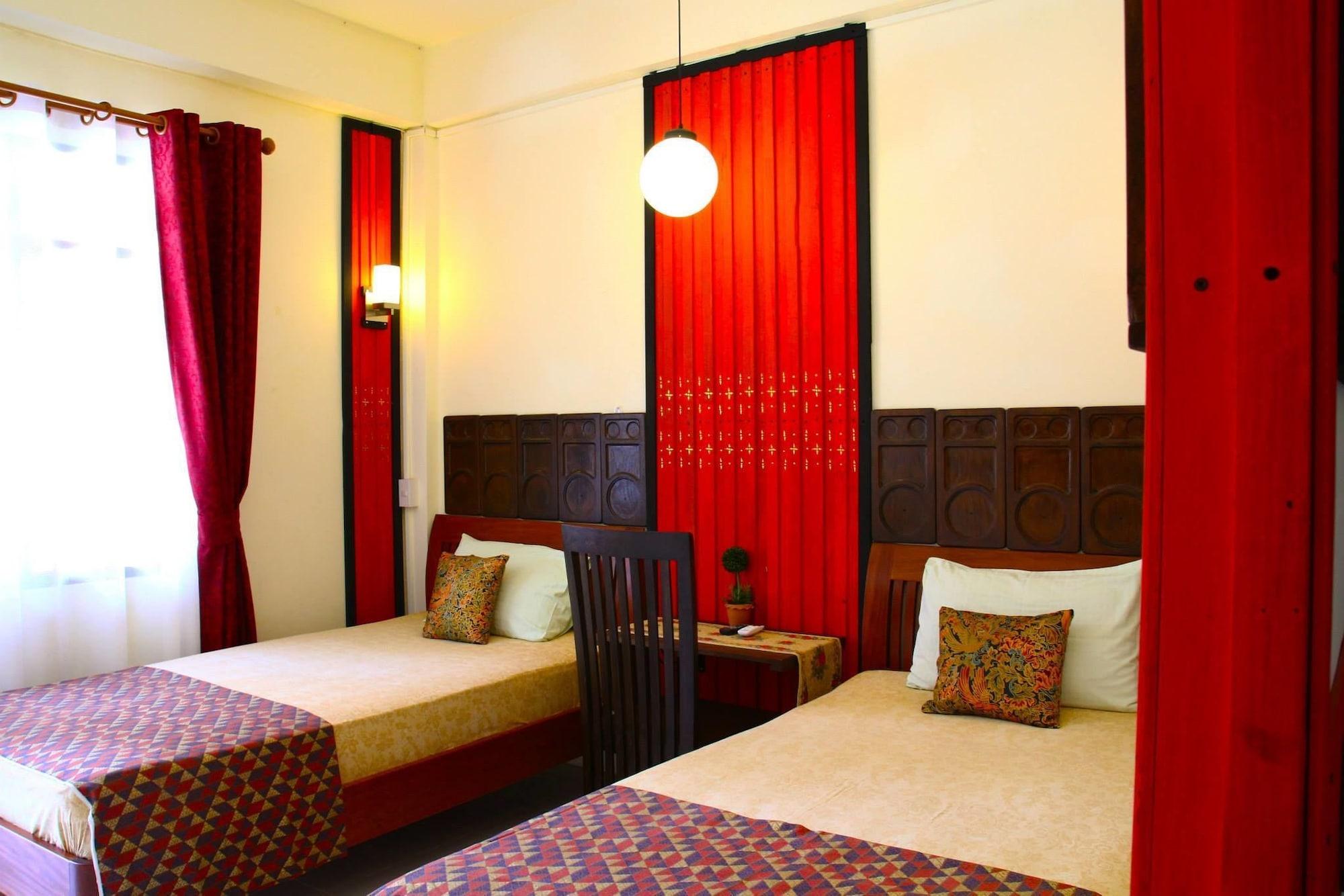Baifern Homestay Ayutthaya Bagian luar foto