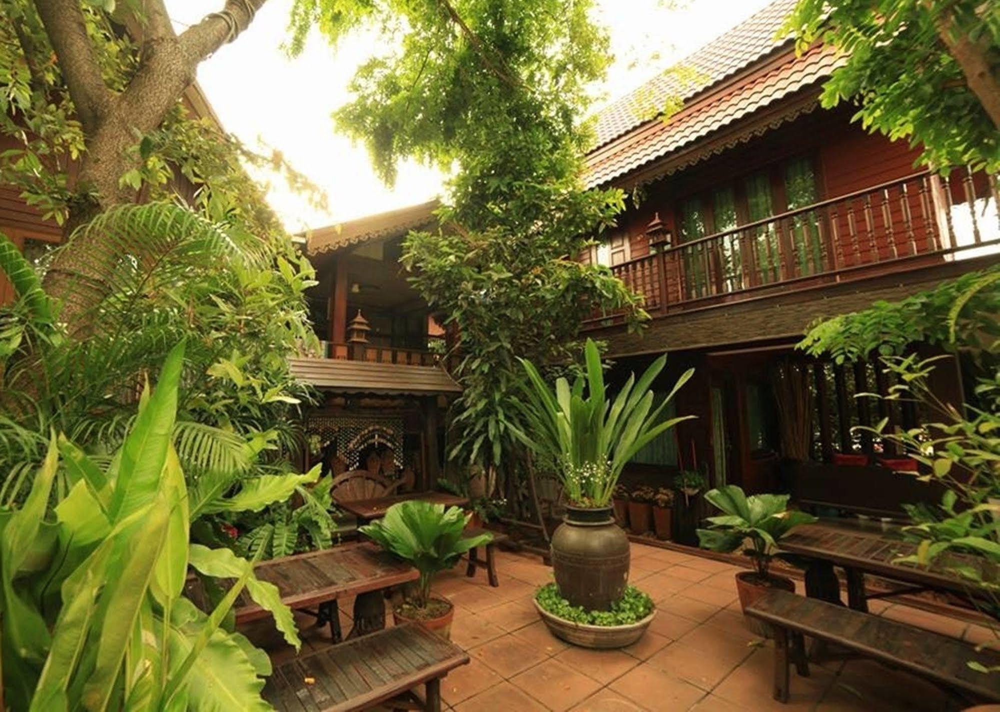 Baifern Homestay Ayutthaya Bagian luar foto