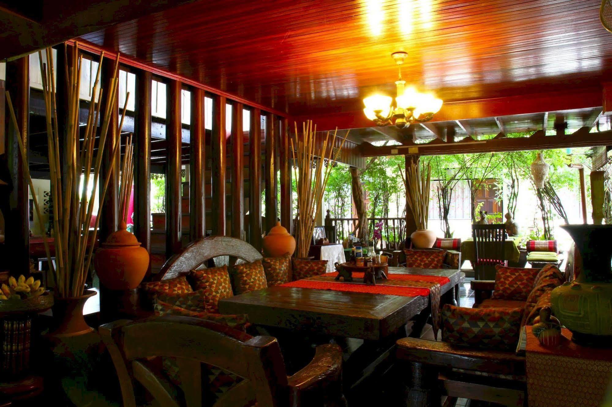 Baifern Homestay Ayutthaya Bagian luar foto